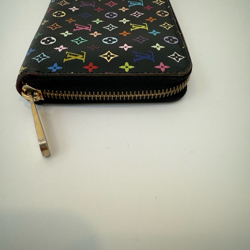 Authentic Authentic Louis Vuitton Monogram Black … - image 6